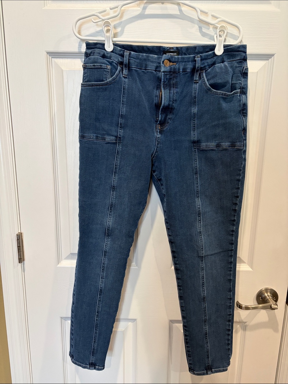 Express Women's Skinny Jeans in Dark Blue Wash